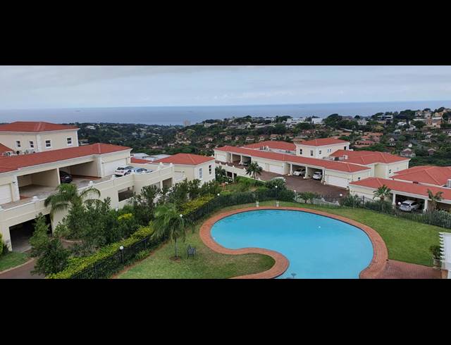 2 BEDROOM APARTMENT FOR SALE IN LA LUCIA